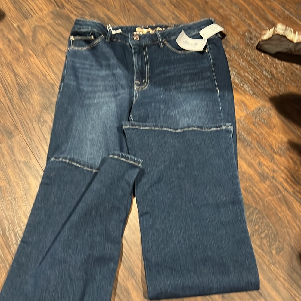Seven and seven felicity Slim flare, high-rise jeans, blue color, new - Picture 5 of 11